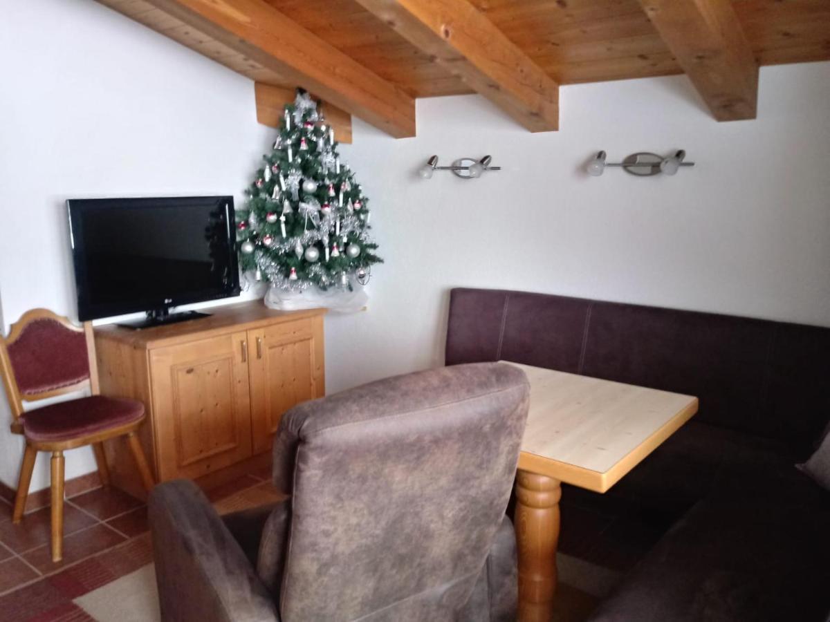 Essbaum Apartment